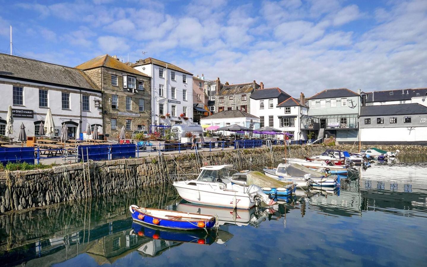 Inn For All Seasons Redruth Bagian luar foto
