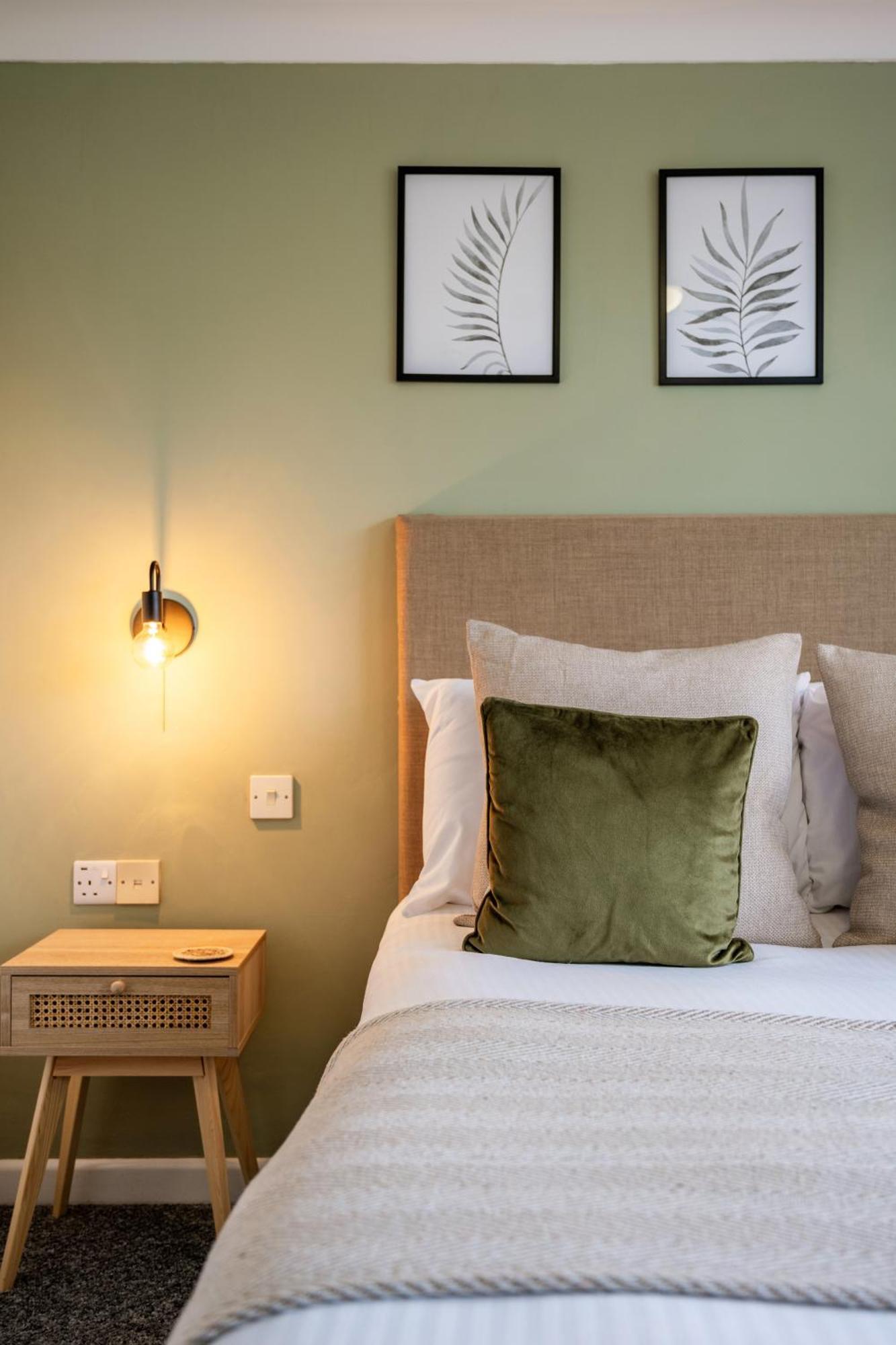 Inn For All Seasons Redruth Ruang foto