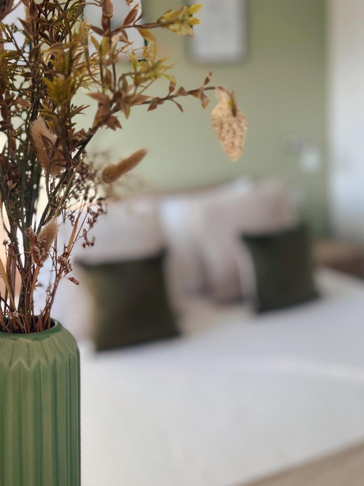 Inn For All Seasons Redruth Bagian luar foto